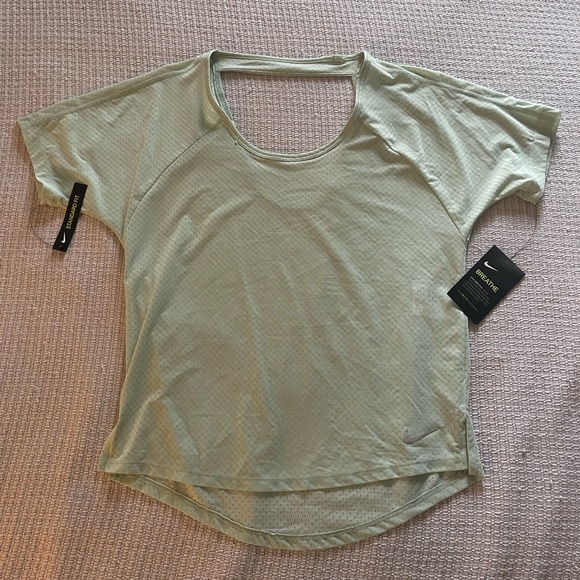 Nike Dri-Fit Workout Tee - Picture 2 of 5